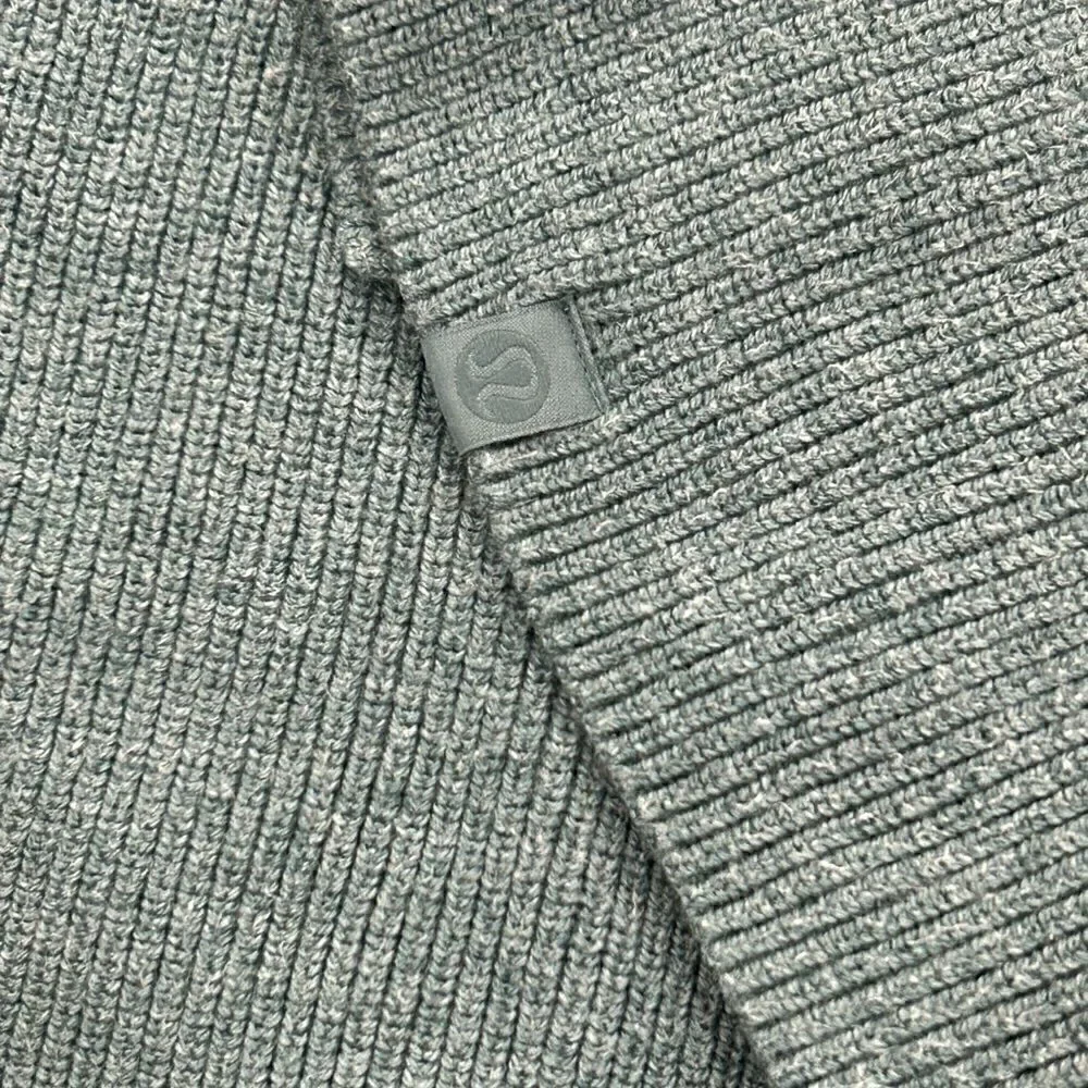 Lululemon Sweater sz Large - Picture 3 of 3